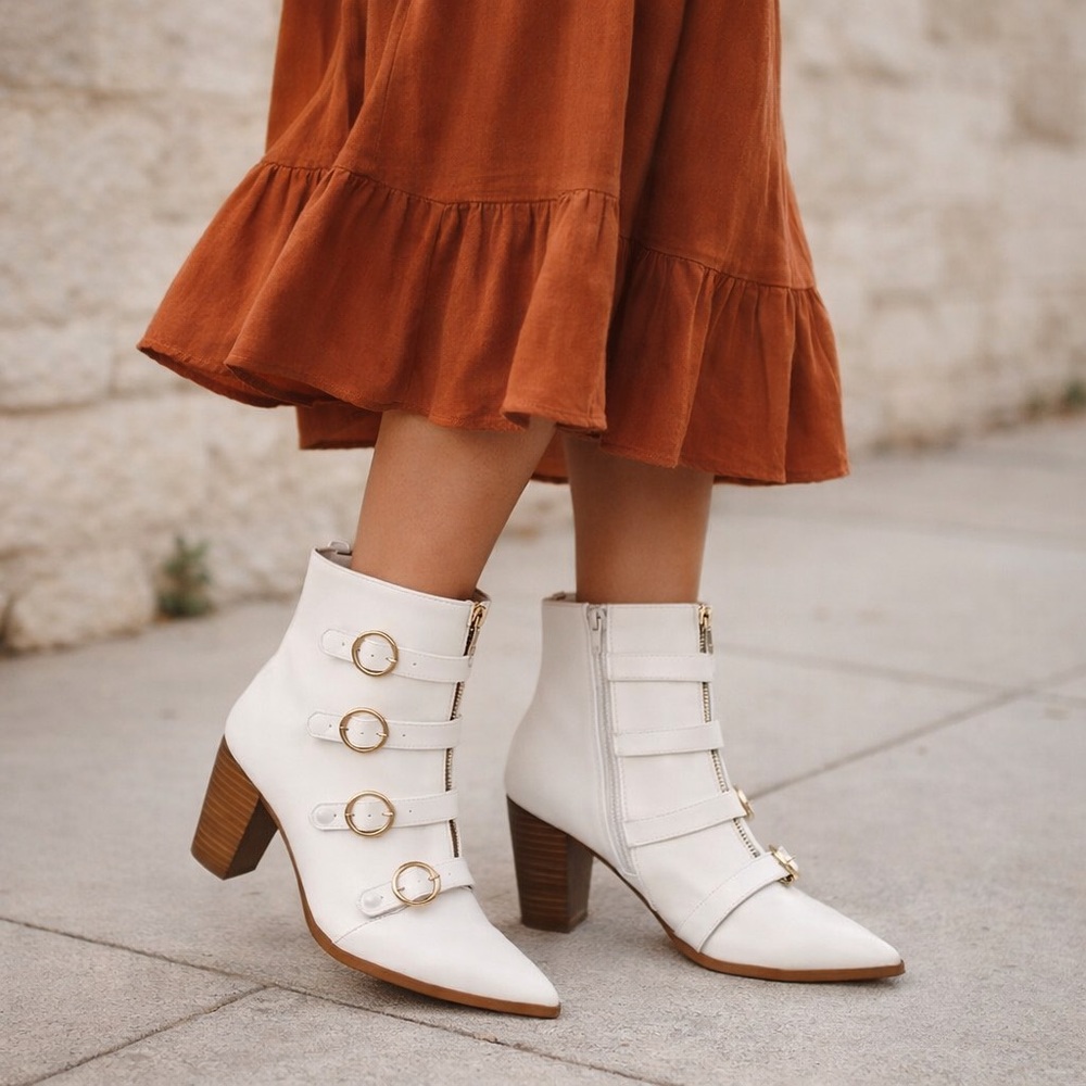 Penny Loves Kenny White/Ivory Buckle Ankle Boots Size 8M Boho Nashville Chic